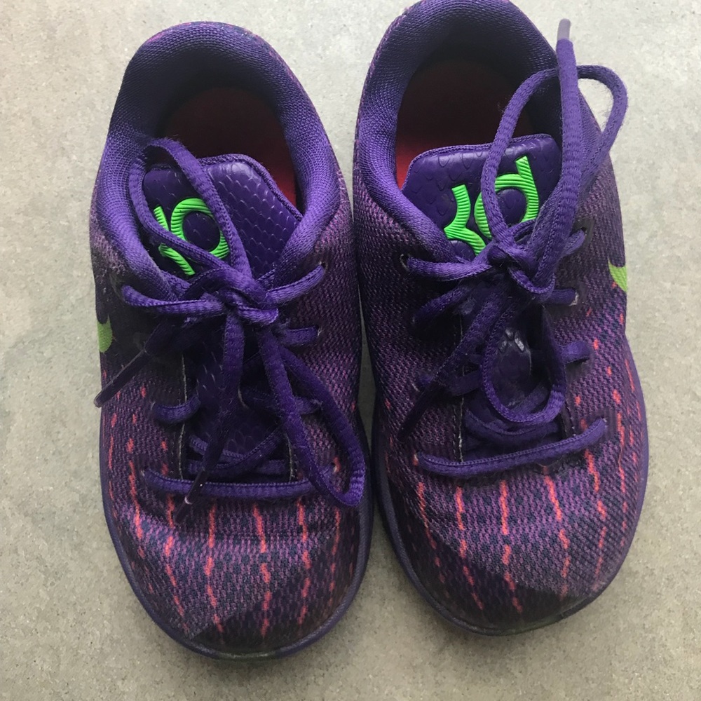 Kevin Duran Nike toddle shoes